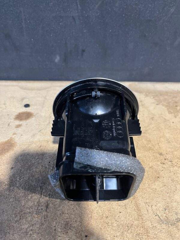 Audi 8V A3 S3 RS3 Dashboard Air Vent 81A 820 901 B