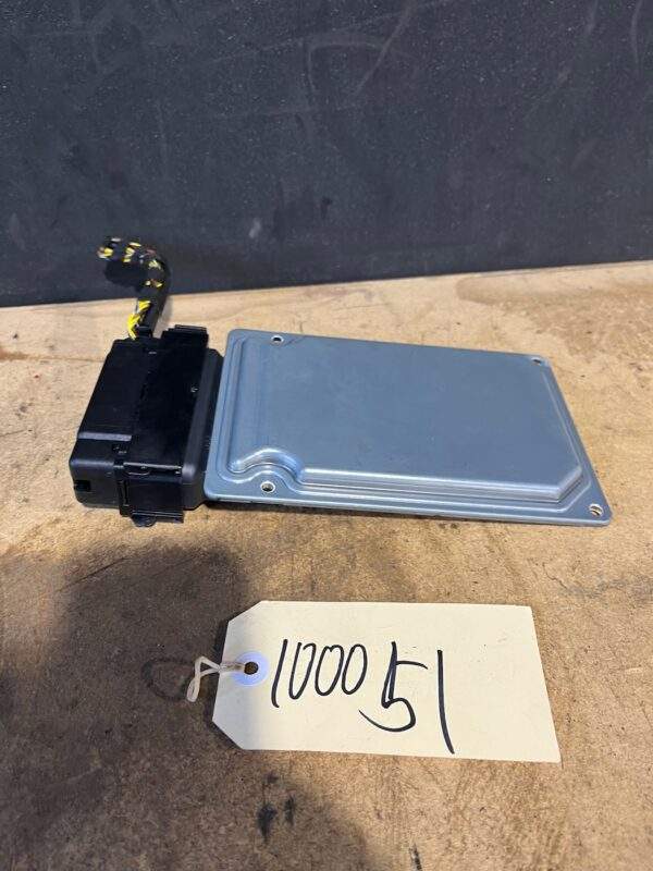 Audi A3 S3 RS3 TT TTRS Active Suspension Control Unit 8V0 907 376 G