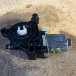 Audi 8V A3 S3 RS3 Rear Passenger Window Regulator Motor 5Q0 959 802 - Image 2