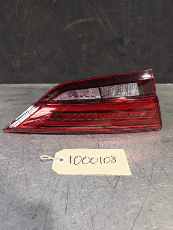Audi 8V A3 S3 RS3 Passenger Left Inner Taillight 8V5 945 093 D