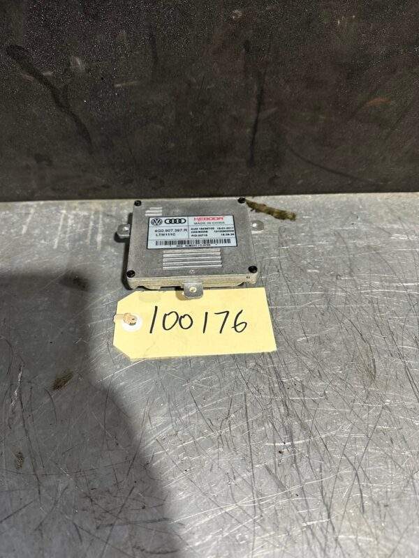 Audi 8V A3 S3 RS3 Headlight Ballast Control Unit Module 4G0 907 397 R