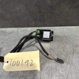 Audi 8V A3 S3 RS3 USB Port Interface 81A 035 736 - Image 2