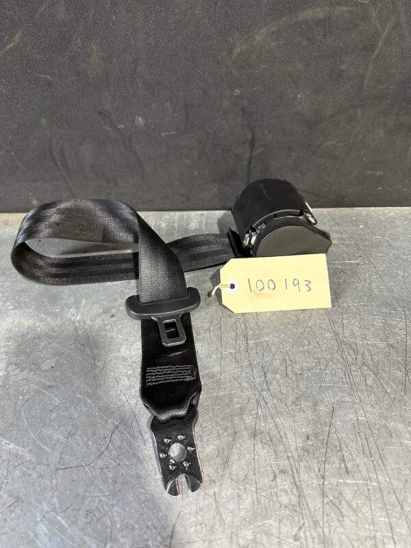 Audi 8V A3 S3 RS3 Rear Seat Belt 8V5 857 805 A