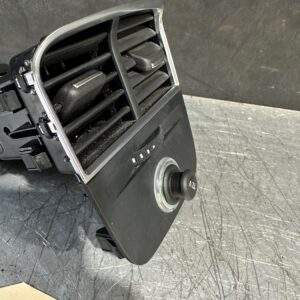 Audi 8V A3 S3 RS3 Rear Centre Console Air Vent 8V0 857 042