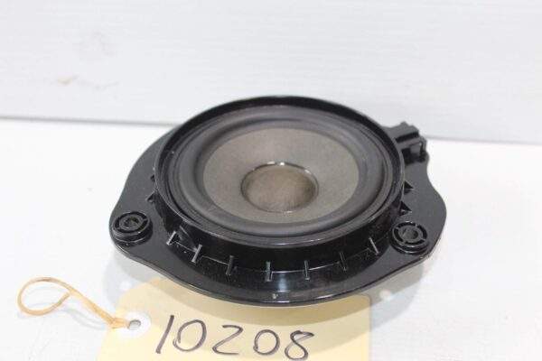 Audi 8V A3 S3 RS3 Front Passanger LH Tweeter 8V0 035 454 A