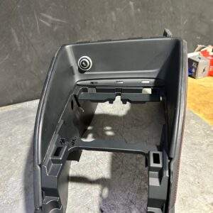 Audi 8V A3 S3 RS3 Centre Console 8V2 863 243 A - Image 4