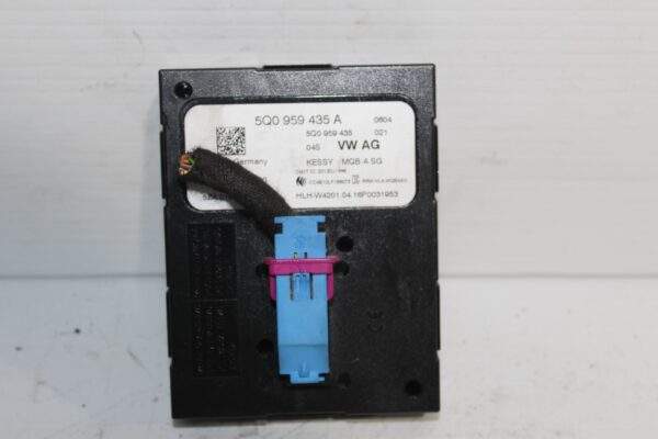 Audi 8V A3 S3 RS3 / VW Mk7 Golf KESSY Start Auth Module  5Q0 959 435 A