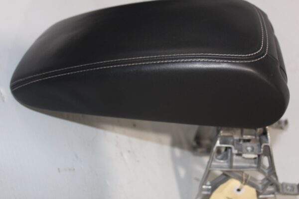 Audi 8V A3 S3 RS3 Centre Console Arm rest 8V0 864 283