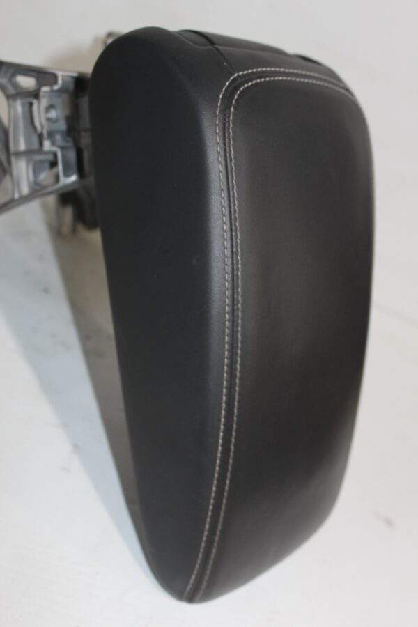 Audi 8V A3 S3 RS3 Centre Console Arm rest 8V0 864 283