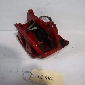Audi 8V S3 Front Left Passenger Caliper Missing Badge 8V0615123F - Image 2