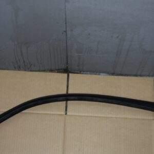 Audi 8V S3 Front Right Drivers Side Door Window Channel Seal 8V5 837 440 - Image 3