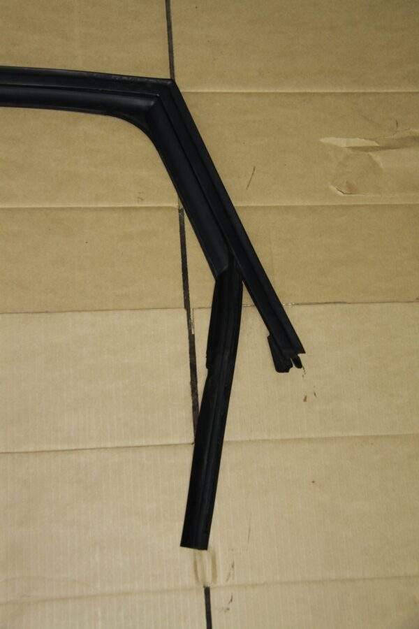 Audi 8V A3 RS3 Rear Left passenger Side Window Guide Seal 8V4839439B