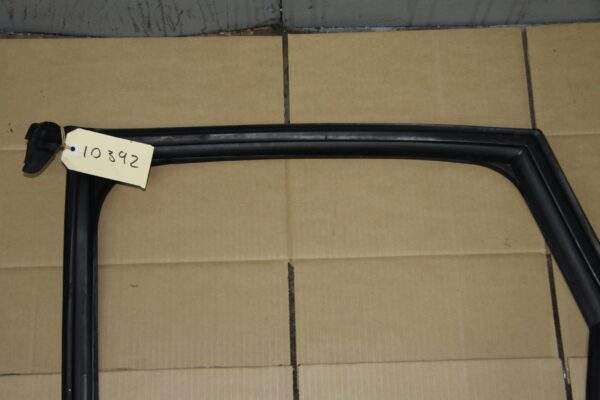 Audi 8V A3 RS3 Rear Left passenger Side Window Guide Seal 8V4839439B