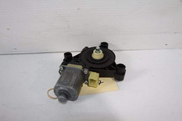 Audi 8V A3 S3 RS3 Front Window Motor Regulator 5Q0 959 802 B