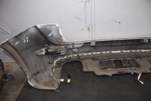 Audi 8R SQ5 Rear Bumper with diffuser and parking sensors  8R0 807 303 B