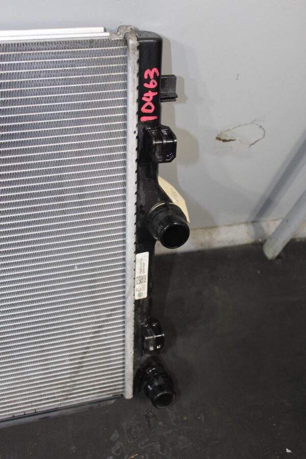 Audi Volkswagen Radiator 5Q0 121 251 GL
