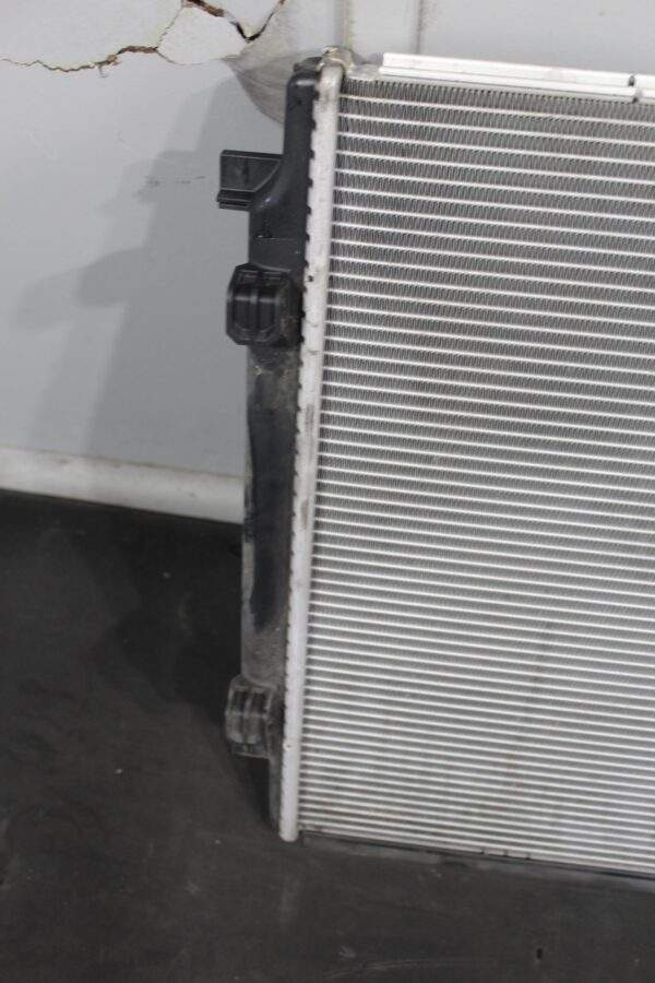 Audi Volkswagen Radiator 5Q0 121 251 GL