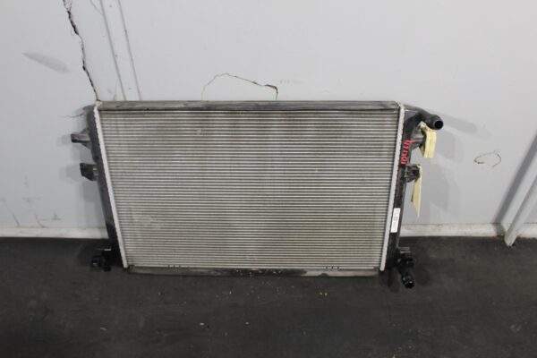 Audi Volkswagen Radiator 5Q0 121 251 GC