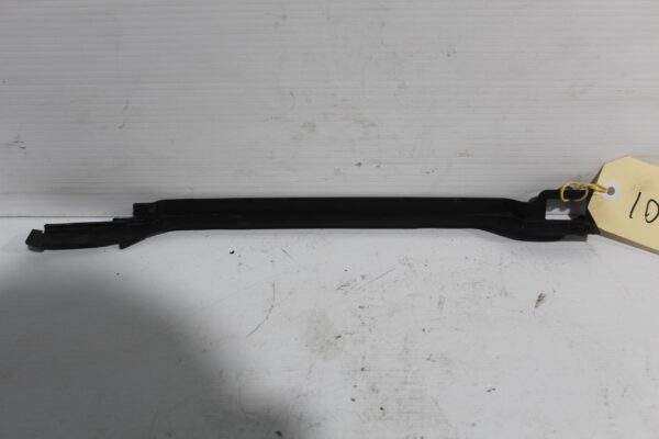 Audi 8V A3 S3 RS3 Left Radiator Seal Gasket 8V0 121 331