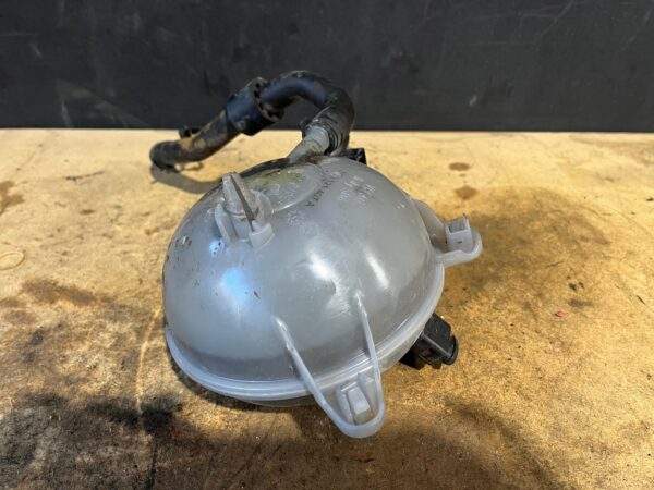 Audi 8V A3 S3 / Volkswagen Mk7 Golf Coolant Expansion Tank 5Q0 121 407 A
