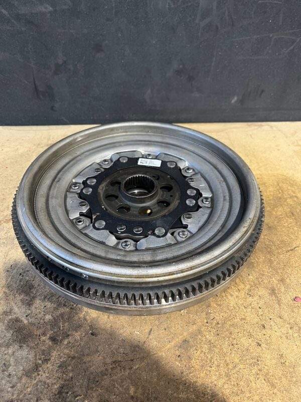Audi 8V S3 / Volkswagen Golf Mk7 Dual Mass Flywheel 06K 105 266 AC