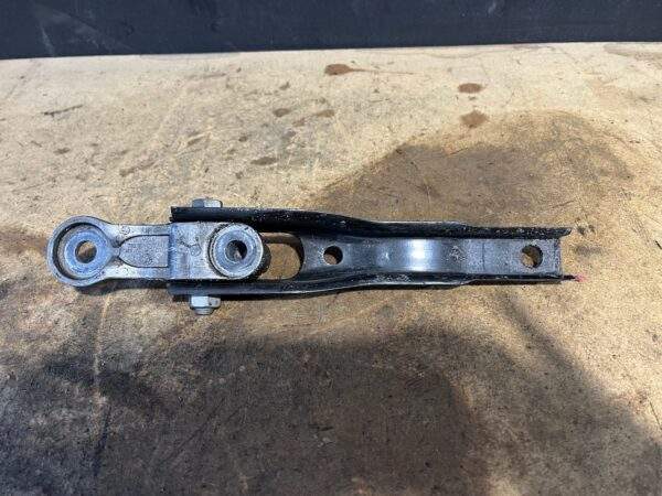 Audi 8V A3 S3 / Volkswagen Mk7 Golf Lower Engine Mount 5Q0 199 855 AB