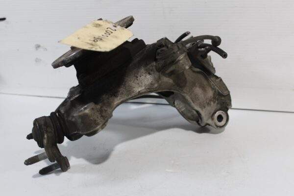 Audi 8V S3 / Volkswagen Mk7 Golf R Front Right Knuckle Hub Carrier 5Q0 407 258 A