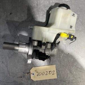 Volkswagen Audi Brake Master Cylinder 8E0 611 021