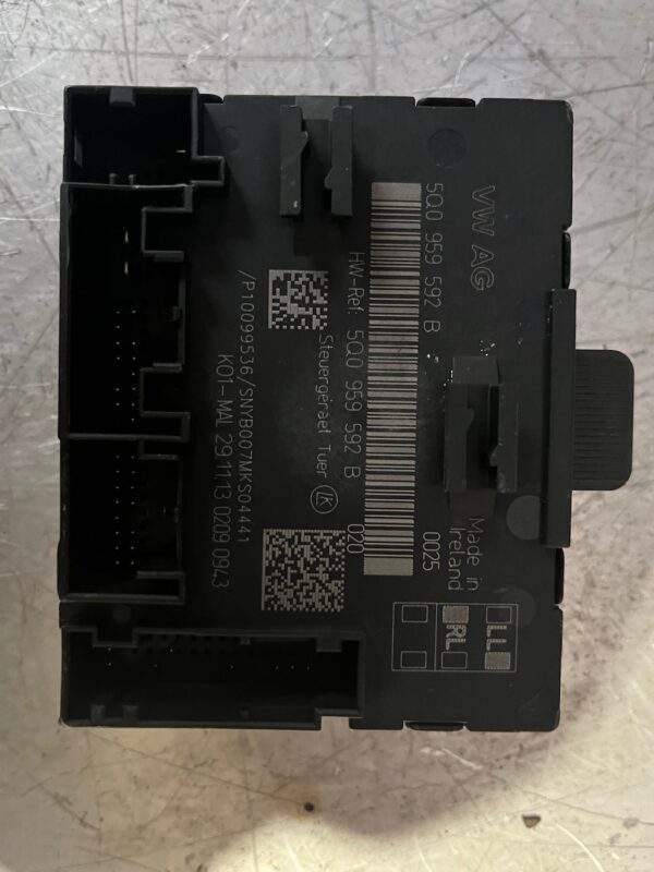 Volkswagen Mk7 Golf R Passenger Left Door Control Module 5Q0959592B