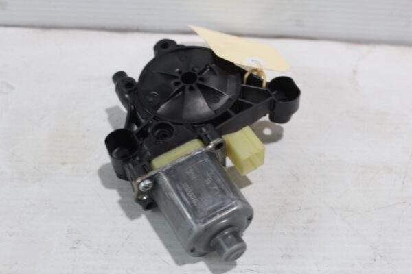 Audi Volkswagen Window Motor Regulator 5Q0959801