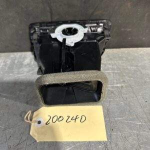 Volkswagen Golf Mk7 Passanger LH Air Vent Gloss Black 5G2 819 247, 5G2 819 709 - Image 2