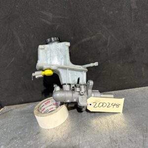 Volkswagen Golf Mk7 R Brake Master Cylinder 5Q2 611 301, 1K0 945 459 A