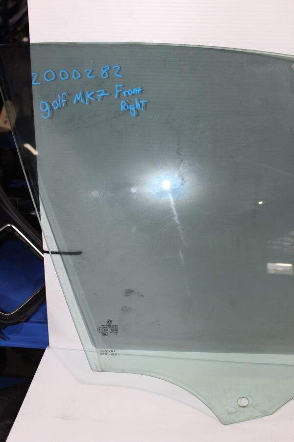 Volkswagen Mk7 Golf Front Right Drivers Window Glass 5G4 845 202 B