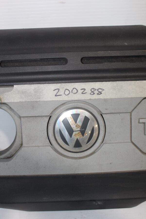 Volkswagen Golf Mk6 GTI Engine Cover