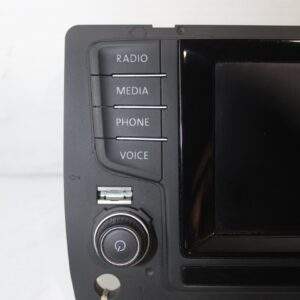 Volkswagen Golf Headunit Sat-Nav Display 5G0 919 605 D - Image 2