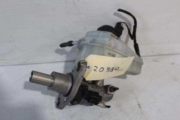 Volkswagen Golf Mk6 GTI Brake Master Cylinder 1K0 945 459 A