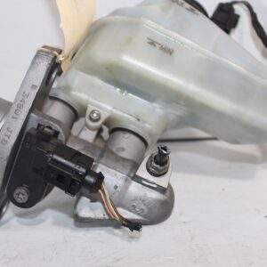Volkswagen Golf Mk6 GTI Brake Master Cylinder 1K0 945 459 A - Image 3
