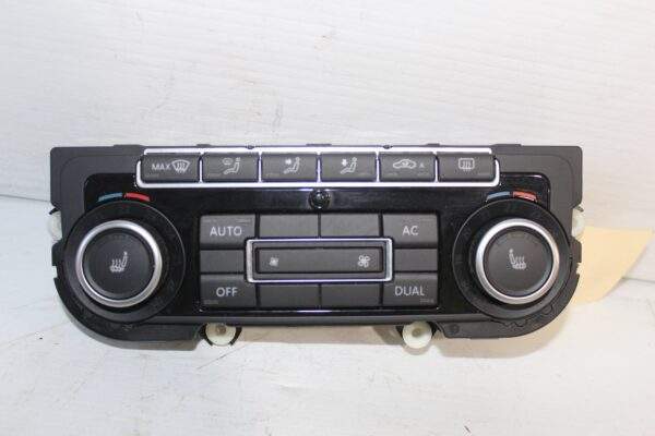 Volkswagen Golf Mk6 Climate Control Unit Panel 5K0 907 044 ES
