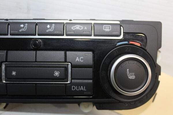Volkswagen Golf Mk6 Climate Control Unit Panel 5K0 907 044 ES