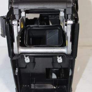 Volkswagen Golf Mk6 Centre Console Arm Rest 1K5 864 251 C - Image 7