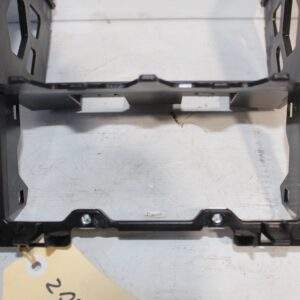 Volkswagen Mk6 Golf Headunit Stereo Cage Surround Bracket 5K0858089E - Image 2