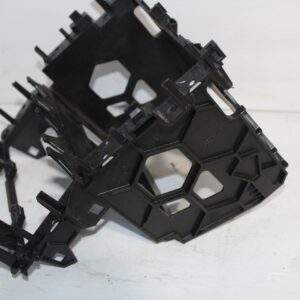 Volkswagen Mk6 Golf Headunit Stereo Cage Surround Bracket 5K0858089E - Image 6