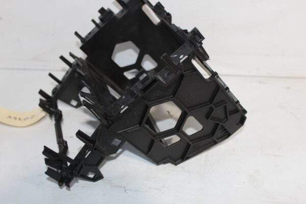 Volkswagen Mk6 Golf Headunit Stereo Cage Surround Bracket 5K0858089E