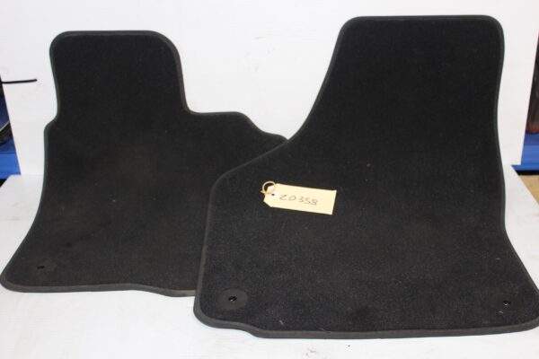 Volkswagen Golf Mk6 Front Floor Mat Pair 1K2 863 011 H