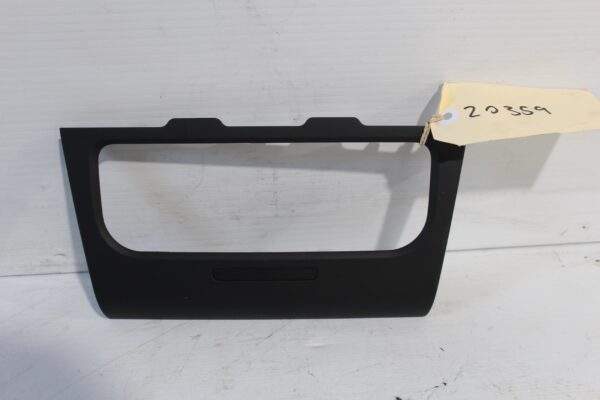 Volkswagen Golf Mk6 Heater Climate Control Unit Trim Bezel 5K0 858 071 M