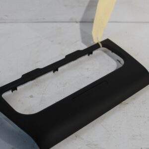 Volkswagen Golf Mk6 Heater Climate Control Unit Trim Bezel 5K0 858 071 M - Image 2