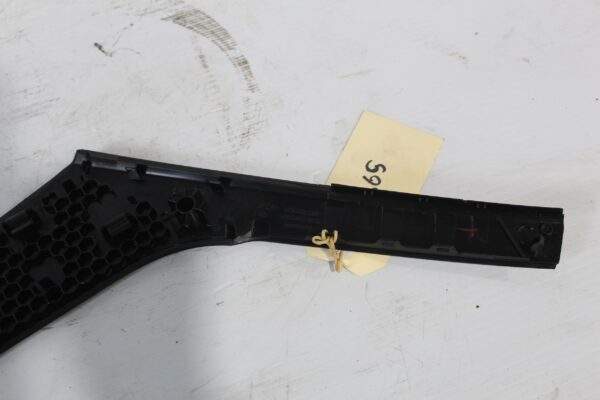 Volkswagen Golf Mk6 Rear Side Door Plastic Trim 5K4 868 039