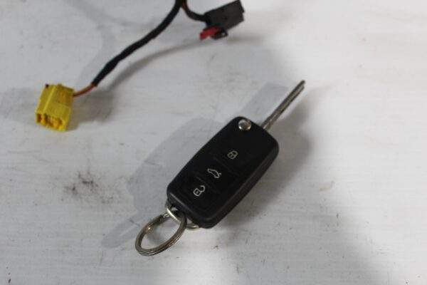Volkswagen Mk6 Golf Steering Column Assembly with Key 1K2419502BB, 1K0905851B