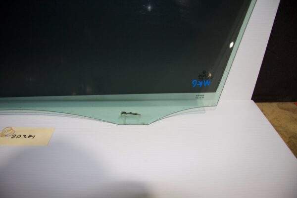 Volkswagen Golf Mk6 Front Passenger Left Window Glass 5K4 845 202 D