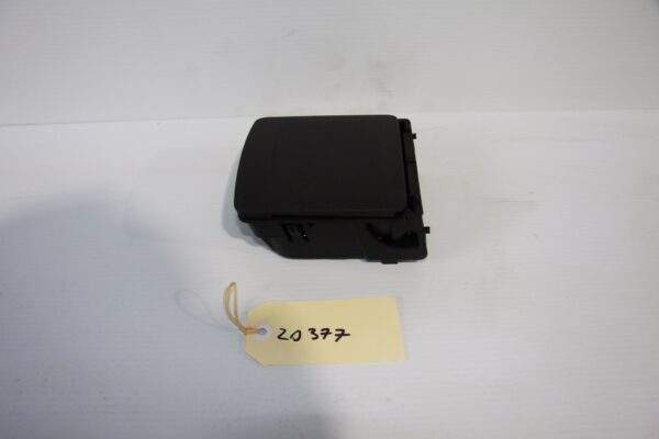 Volkswagen Golf Mk6 Rear Cup Holder 1K0 862 532 G